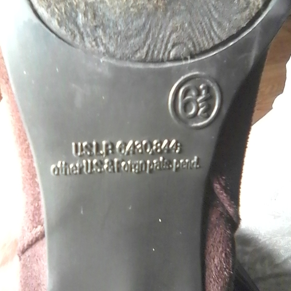 Pre loved suede chocolate brown, Predictions, calf, block heel boots, size 6.5 - Picture 4 of 6